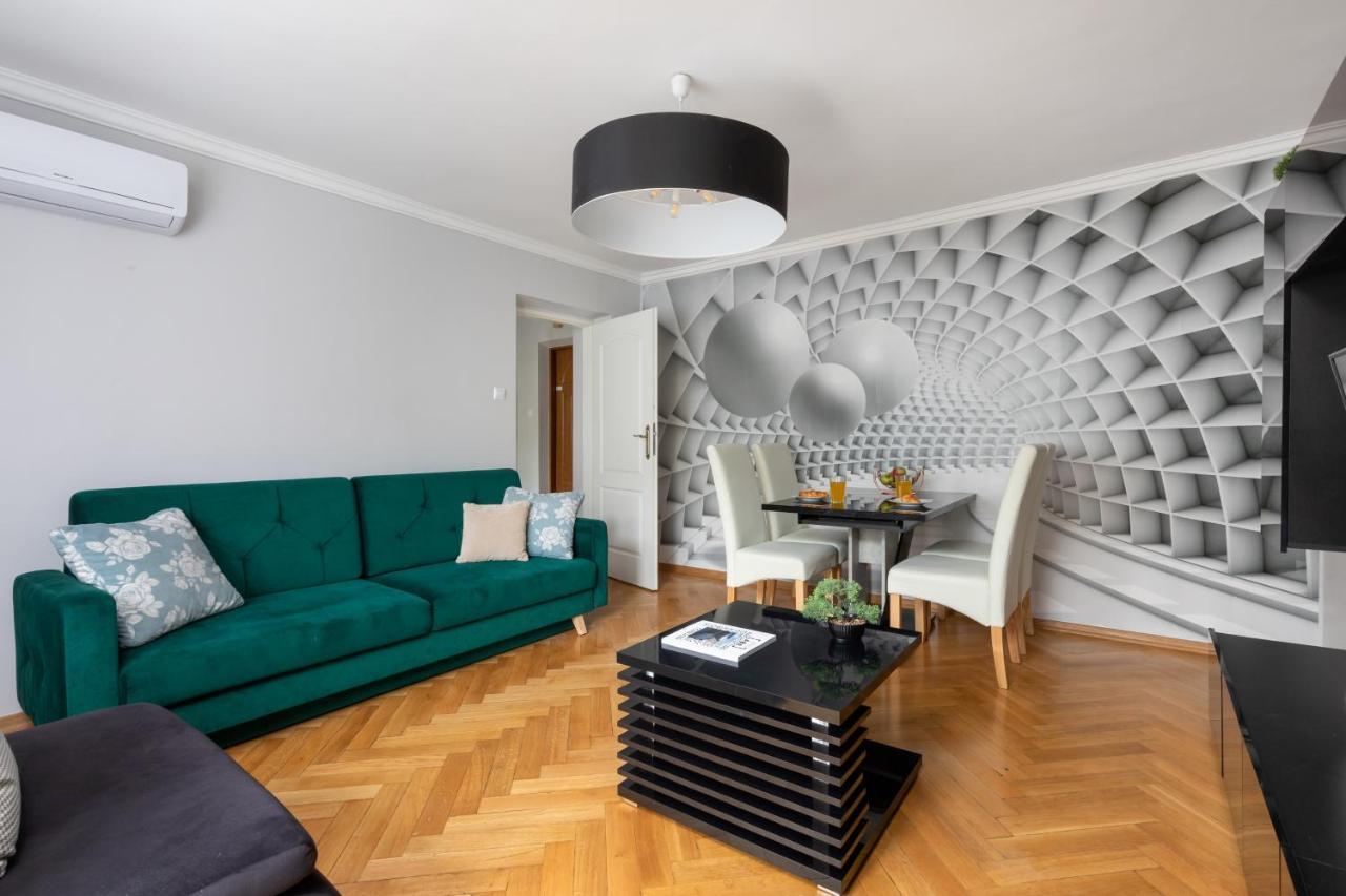 Rent Like - Hoza 38 Apartment Warsaw